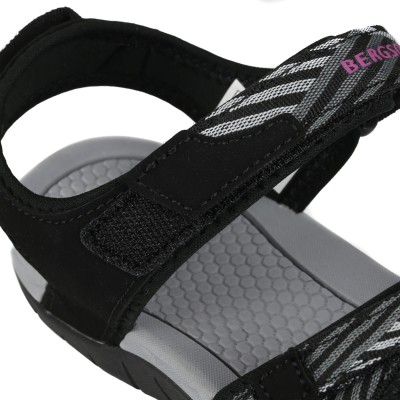 Sandały 2023_0000s_0003_atbara grey black.jpg