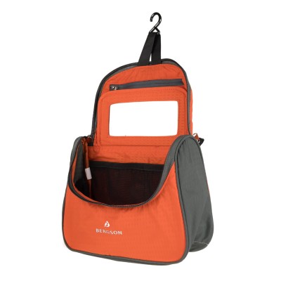 Akcesoria TRAVEL_0005s_0000_Kosmetyczka.jpg