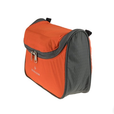 Akcesoria TRAVEL_0005s_0003_Kosmetyczka.jpg