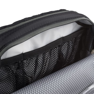 Akcesoria TRAVEL_0003s_0000_COSMETIC  BAG.jpg