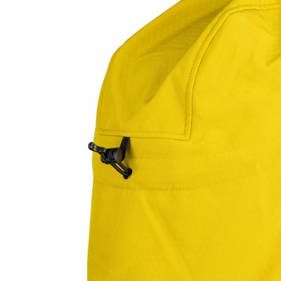 _0001s_0002_VENTURA jkt Canary.jpg