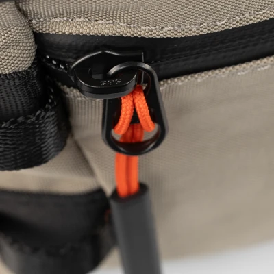 _0002s_0002_ SMART POUCH.jpg