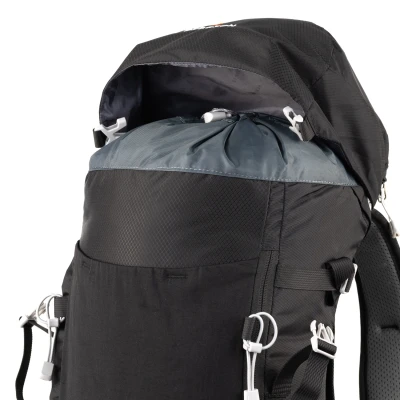 _0003s_0002_LOEN 35 Black.jpg