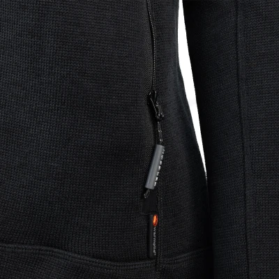 _0002s_0000_ARKA Black.jpg